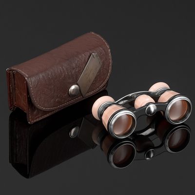 Бинокль театральный в футляре, серебро 875 пробы, металл, пластик, СССР, 1950-1970 гг. Страна: 