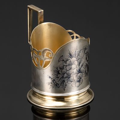 Подстаканник с изображением цветочного букета, серебро 875 пробы, чернение, золочение, Артель 