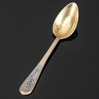 Ложка чайная с цветочным декором, серебро 875 пробы, чернение, золочение, Великоустюгский завод 