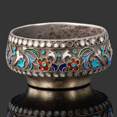 Солонка, фабрика Василия Агафонова, серебро 84 пробы, полихромная эмаль по скани, Российская 