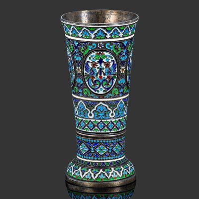 [Топ лот] Кубок (стопа) с изображением птиц, серебро 91 пробы, полихромная эмаль по скани 