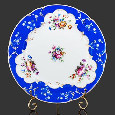 Тарелка обеденная из сервиза, фарфор, роспись, золочение, Фарфоровый завод А.Г. Попова 