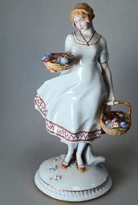 [1920е] Цветочница, 1920е, В.28 см, Германия , синяя марка на дне, без реставрации 