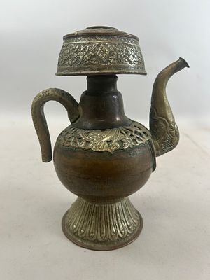 Ching Dynasty Bumpa Vase. 9"h x 6"l x 4"w Condition: Fair vintage condition. Please see photos