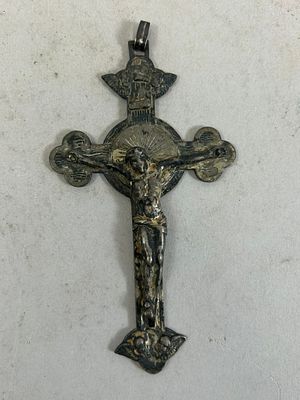 Antique Sterling Silver Crucifix Cross. Sterling Silver Crucifix Cross. 5"h x 2.75"w x 0.5"l