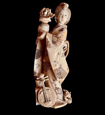 Antique Meiji Period Carved Okimono Ca 1900 Signed. ***PLEASE BE AWARE THAT THIS ITEM IS LOCATED