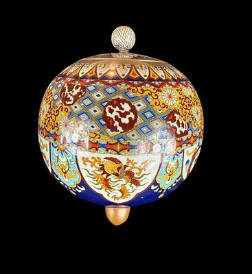 Japanese Meiji Extraordinarily Fine Wire Cloisonné Kore, Attributed to Namikawa Yasayuki, Circa