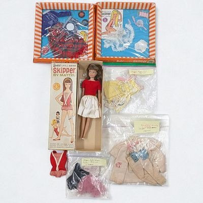 Vintage 1960s Mattel Brunette Skipper Barbie Doll In Original Box With Five Additional Outfits. 