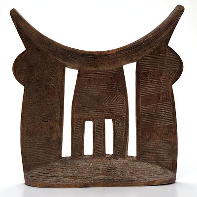 African Ethiopian Hand Carved Wooden Neck Rest. Measures approximately 7" x 7-1/4" 
Please copy 