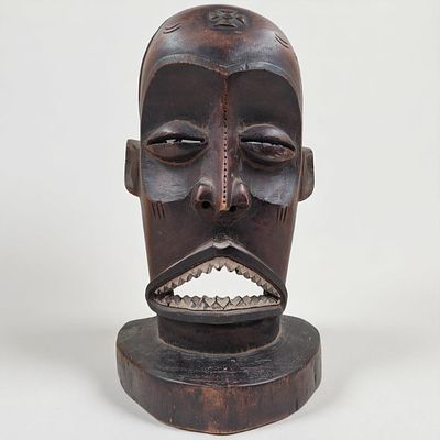 African Hand Carved Chokwe Tribe Mask. Measures approx. 17.5" x 11" X 8". 
Please copy and 