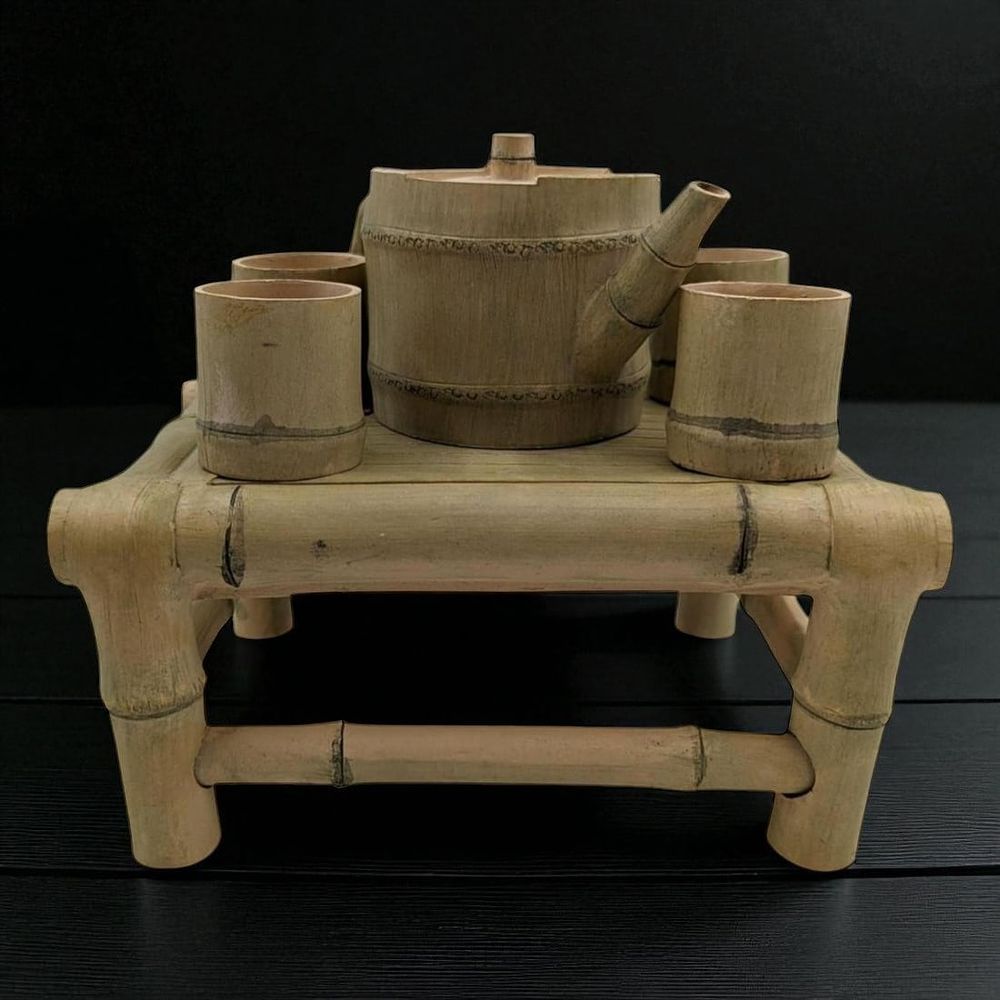 Chinese Bamboo Design Yixing Clay Teapot Set With Impressed Seal Mark. There are six pieces to 