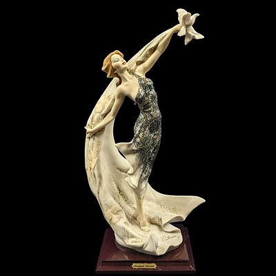 Giuseppe Armani Figurine: "Ascent" 866C With Original Box. PLEASE NOTE, the box is damaged 