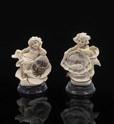 Giuseppe Armani Figurines: Pair Of Zodiac Cherubs "Cancer" 1241F And "Pisces" 528F In Original 