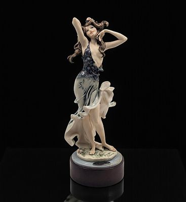 Giuseppe Armani Figurine: Limited Ed. 1242/5000 "Dawn" 1409C With COA And Original Box. Giuseppe 