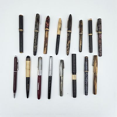 Large Lot Of Vintage Fountain Pens From Various Makers, Nine 14K Gold Nibs, 16 Pens Total. ***DUE 