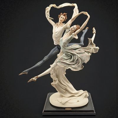 Very Large Giuseppe Armani Figurine: "Ballerinas - Grand Jete" 518P With Original Box. Box 