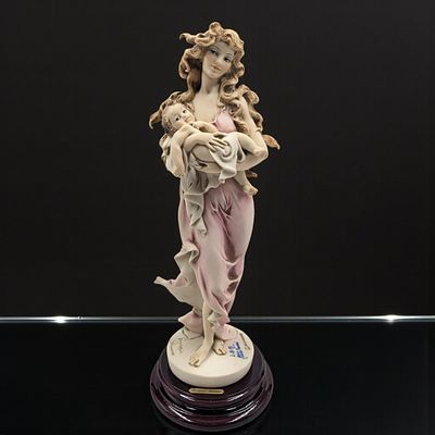 Giuseppe Armani Figurine: Pen Signed "Loving Arms" 880E With Box. PLEASE NOTE, box is 