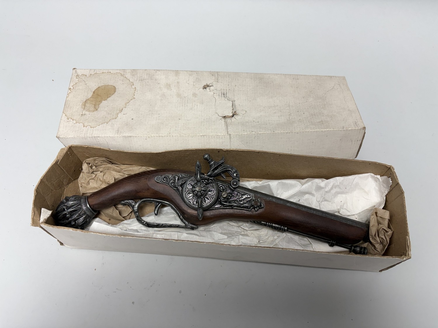 Lot 271