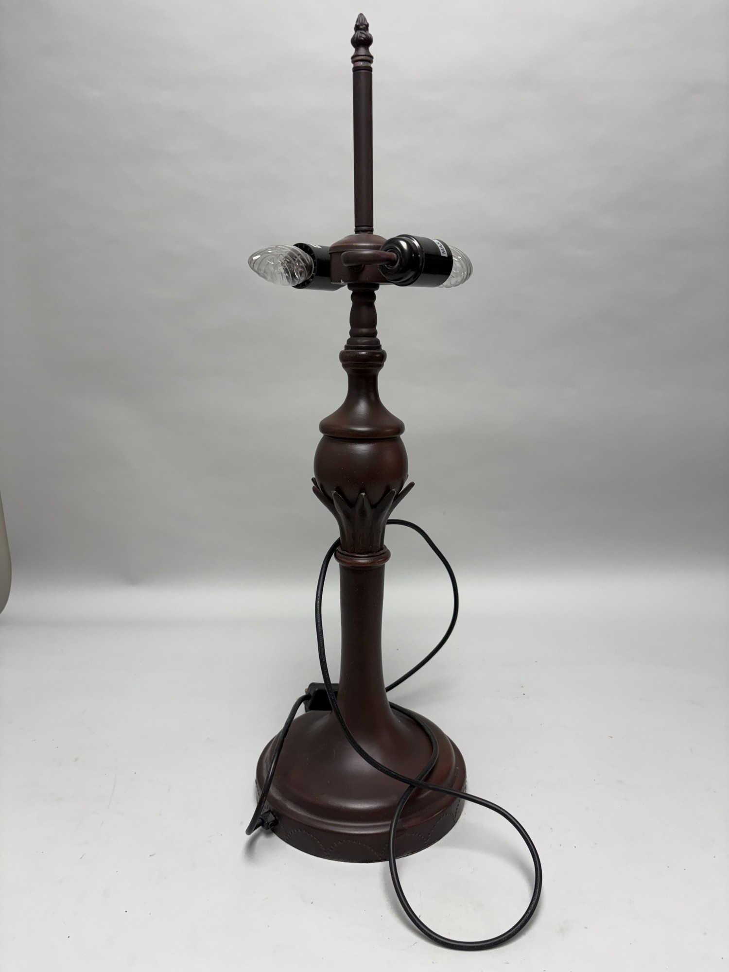 Lot 320