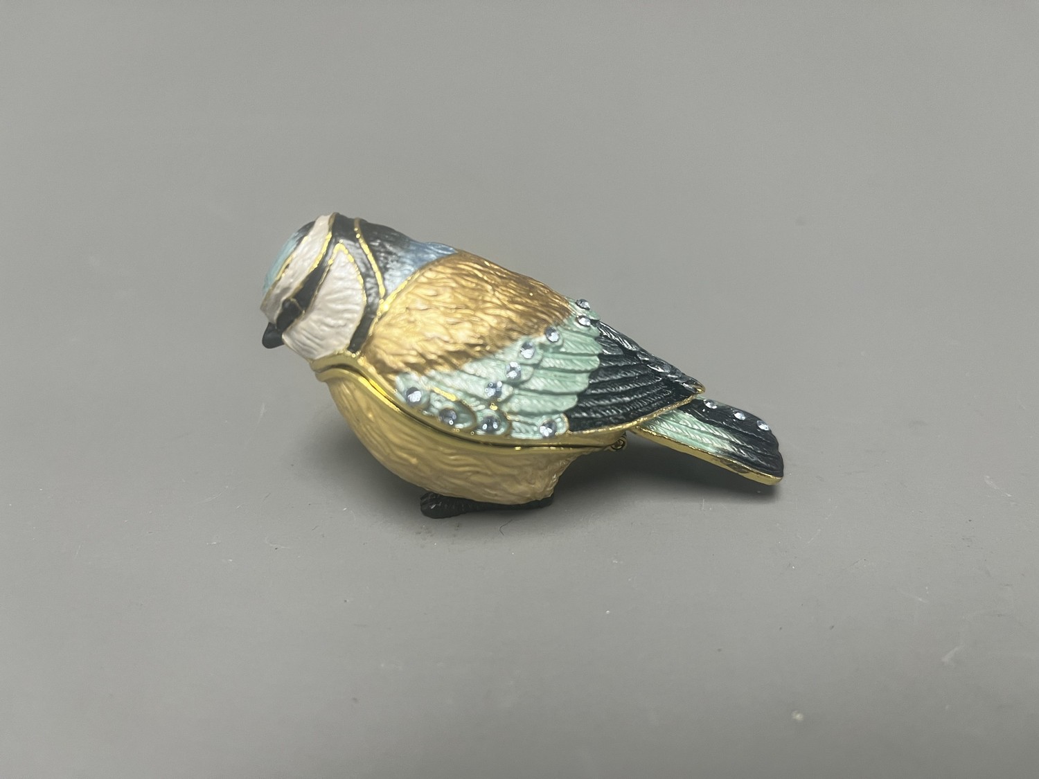 Lot 76