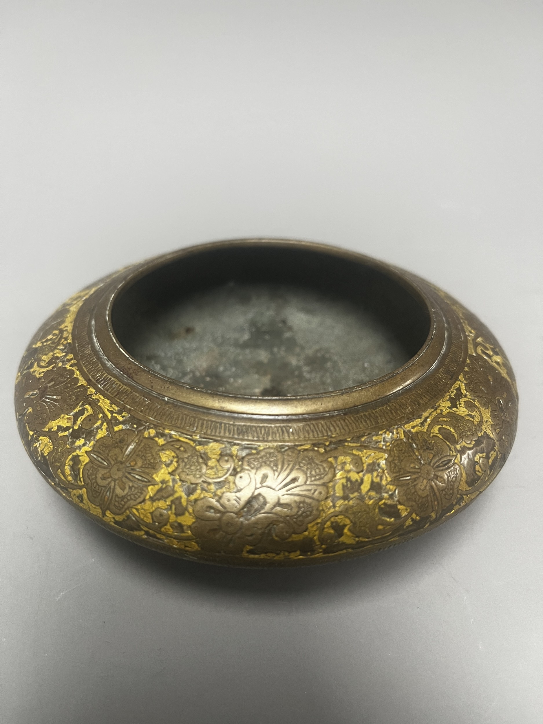 Lot 23