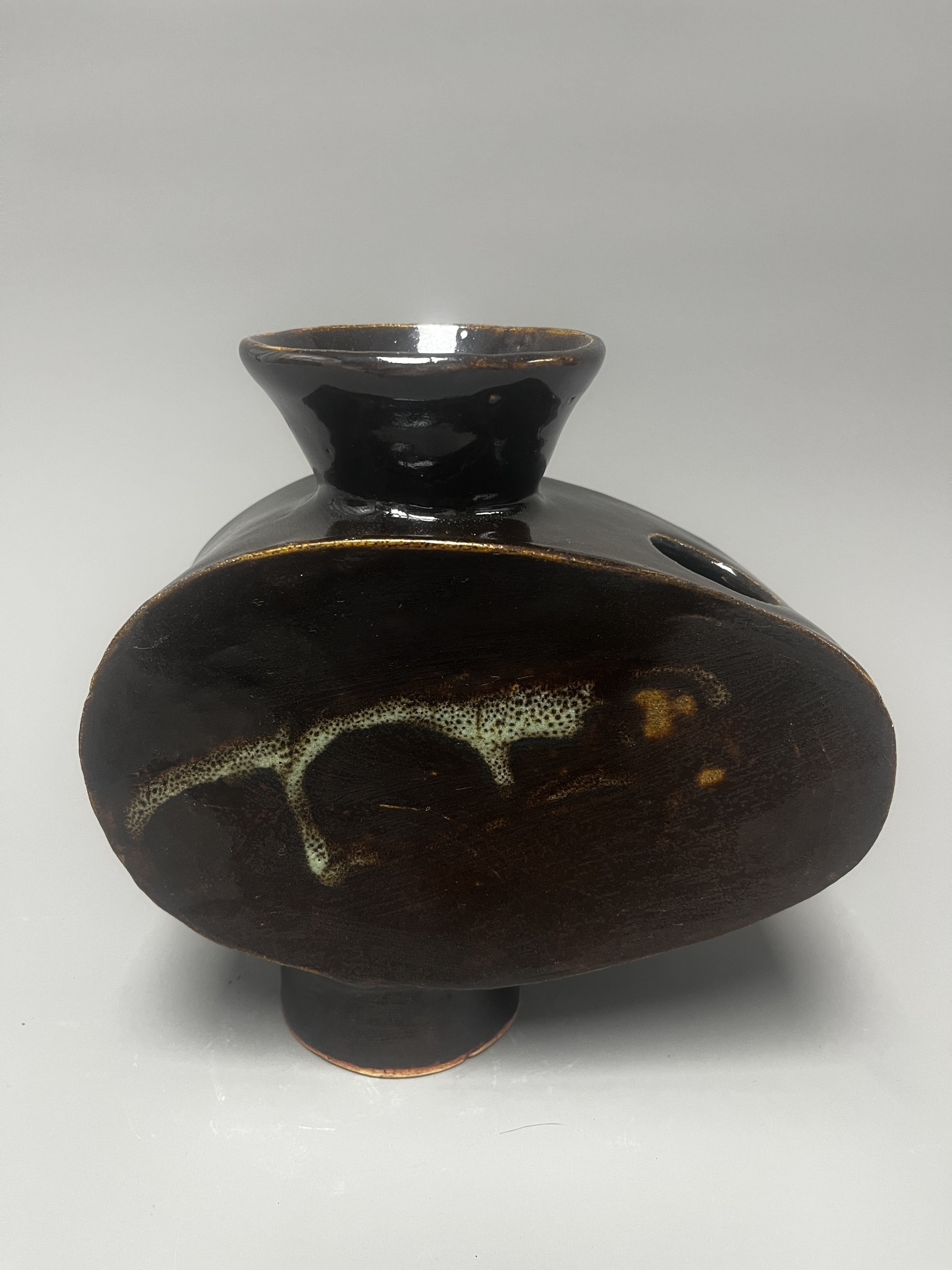 Lot 76