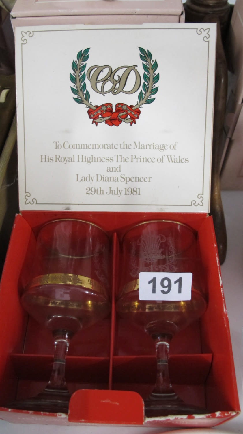 Lot 191: royal memorabilia glasses to commemorate the wedding of...