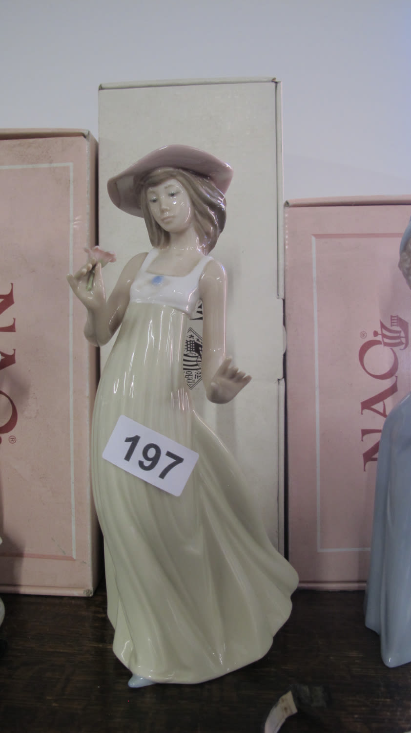 Lot 197: Nao Italian porcelain figurine