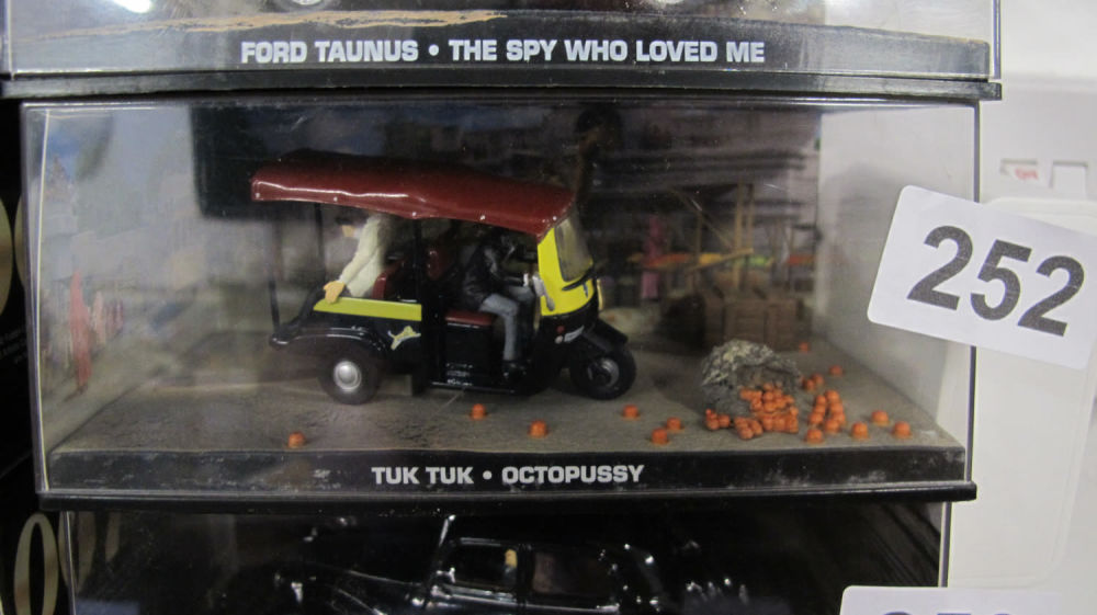 Lot 252: Fabbri Ltd 007 diecast car scale 1/43. Model:...