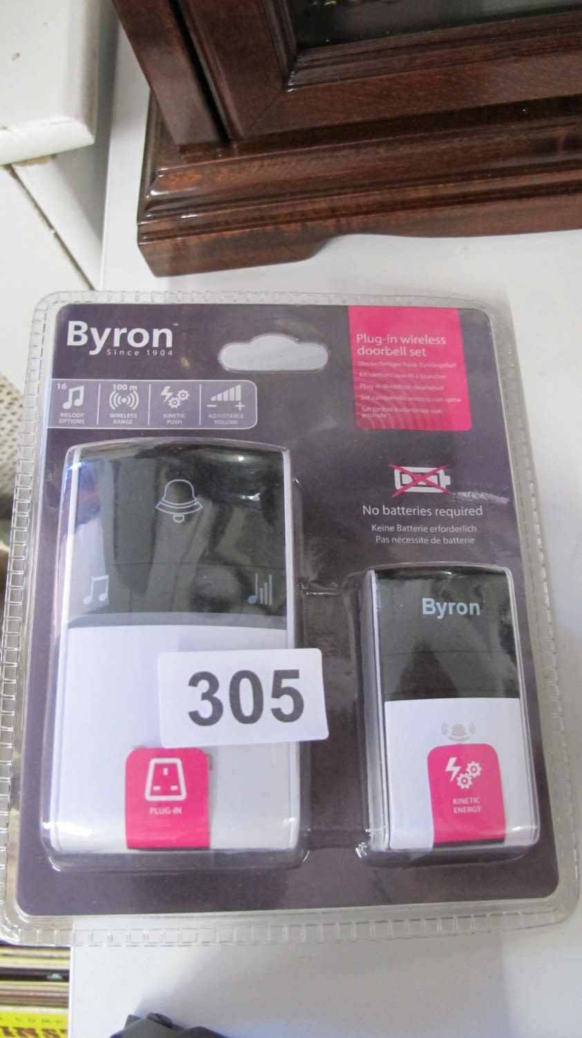 Lot 305: BNIB Byron plug in wireless doorbell