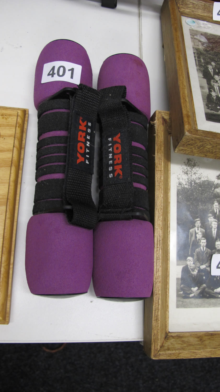 Lot 401: set of weights