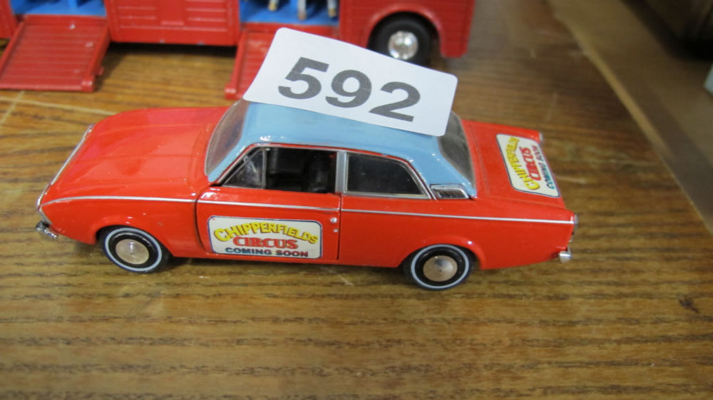 Lot 592: Corgi Classic Chipperfields circus toy. Model: Ford Corsair...