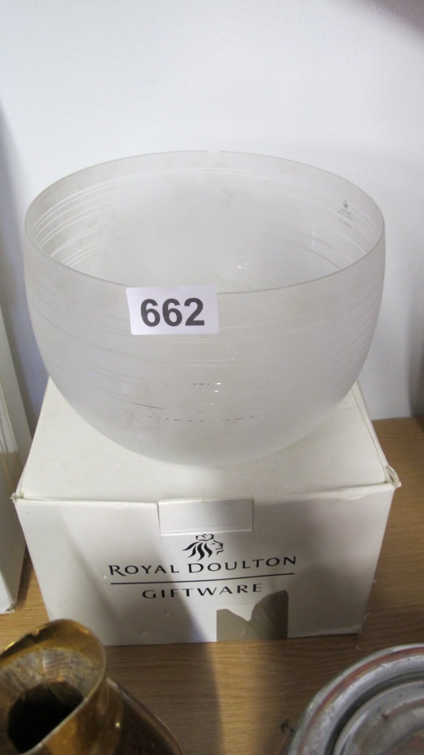 Lot 662: Royal Doulton giftware bowl