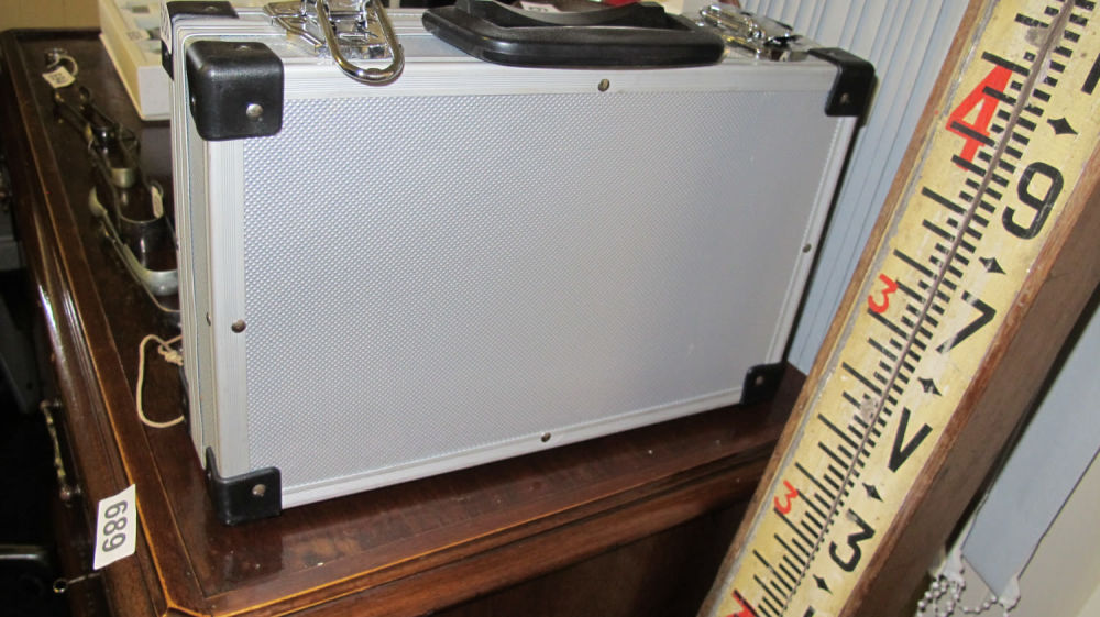 Lot 688: metal storage box