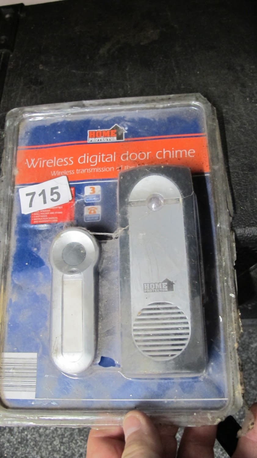 Lot 715: wireless doorbell