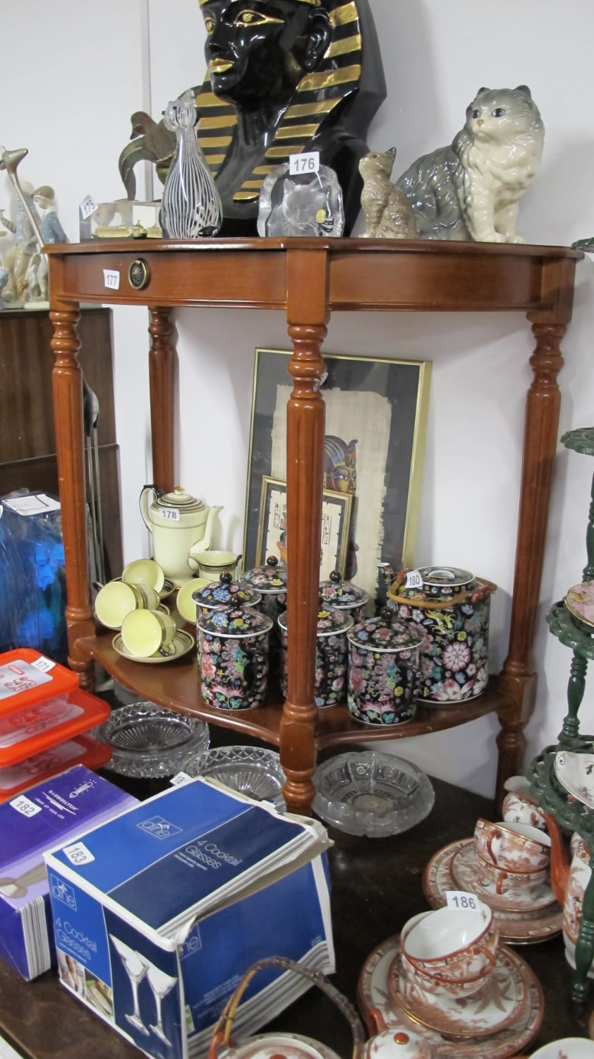 Lot 177: Hall table