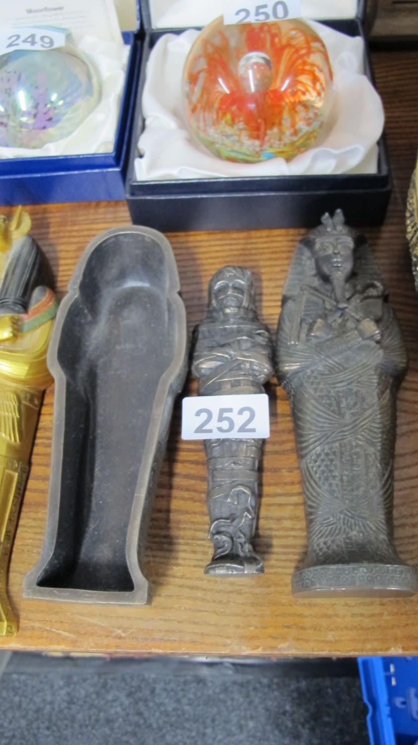 Lot 252: Egyptian tomb and mummy figure