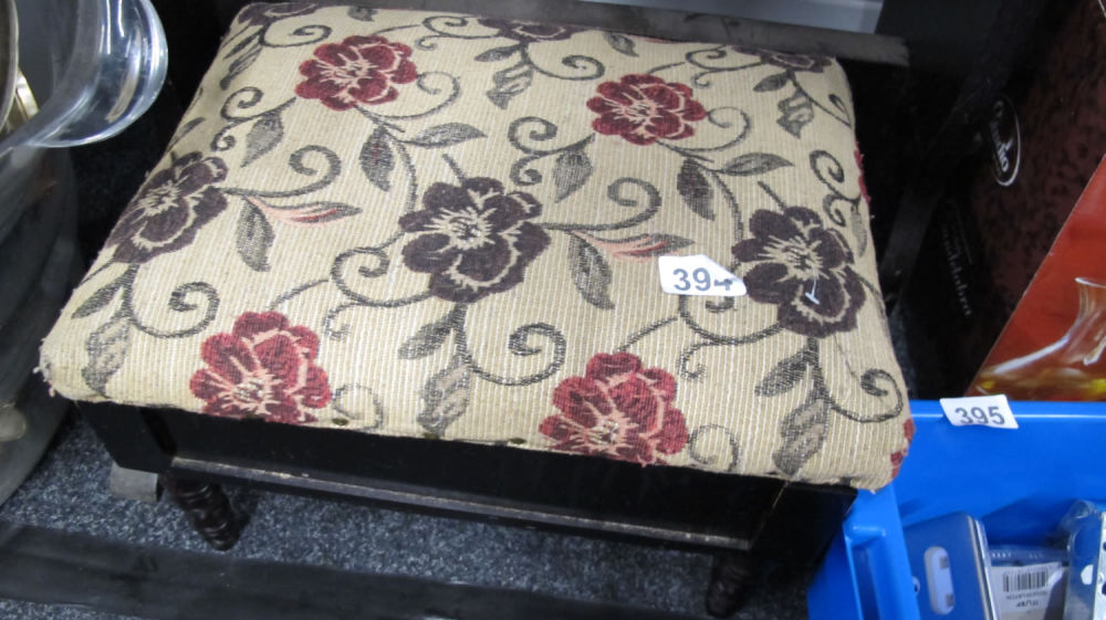 Lot 394: Vintage footstool