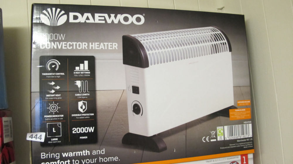 Lot 444: New Daewoo convector heater
