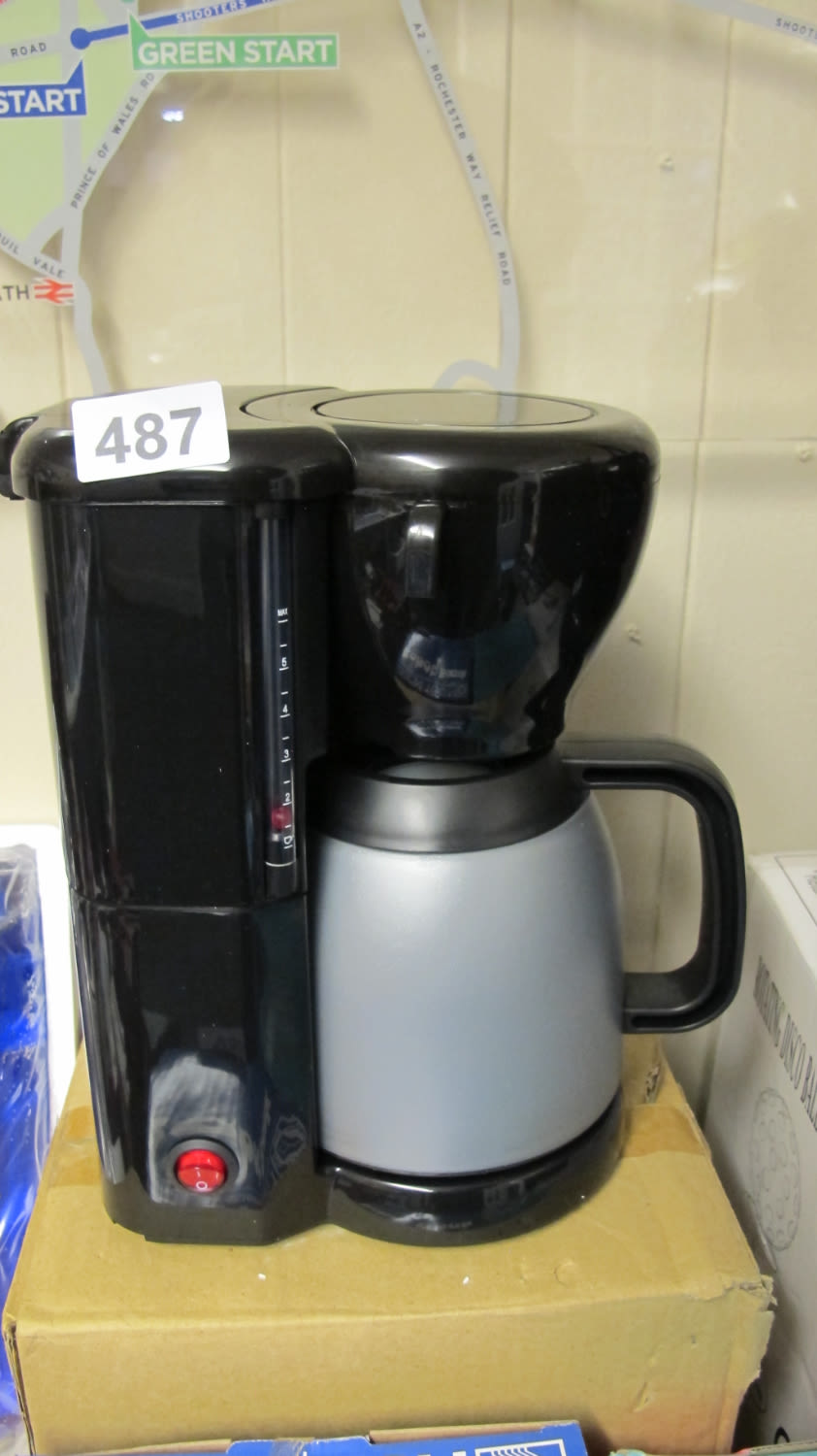 Lot 487: New coffee machine