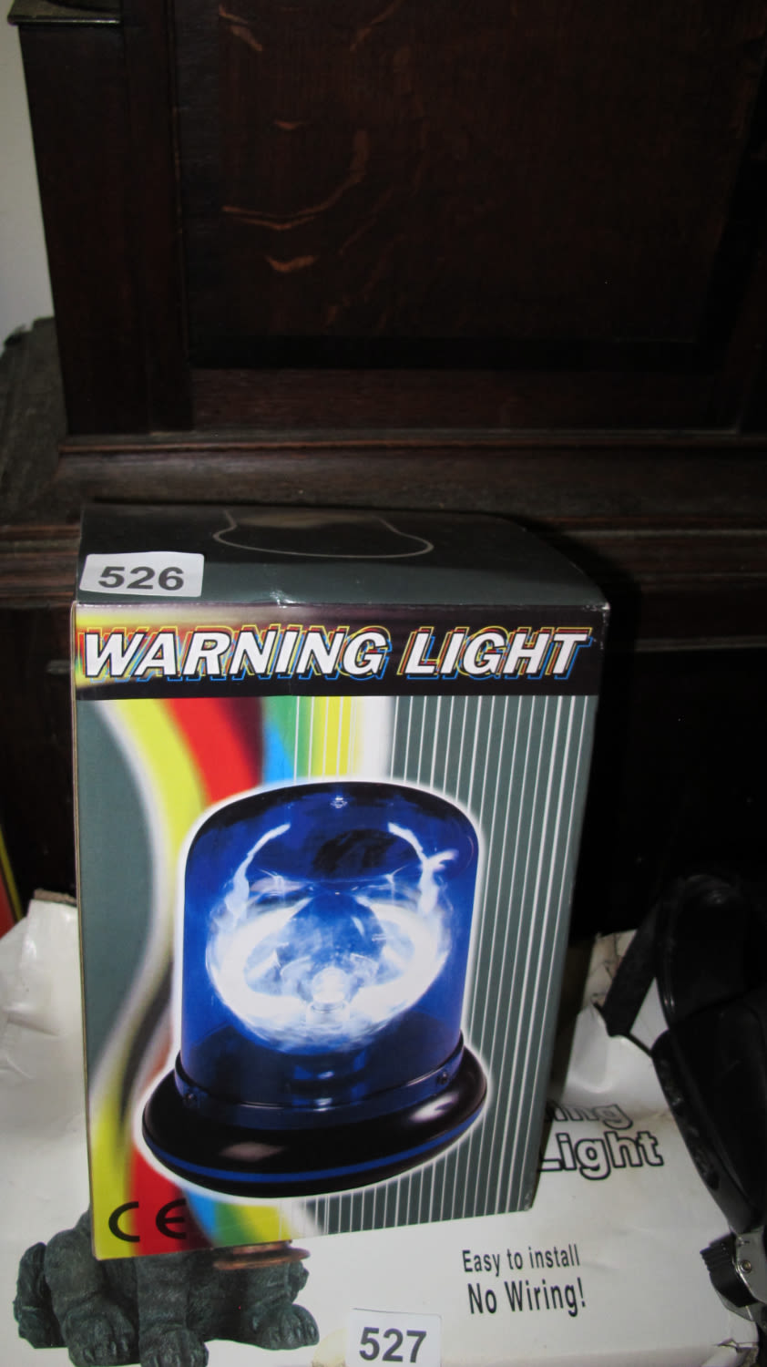 Lot 526: POLICE WARNING LIGHT