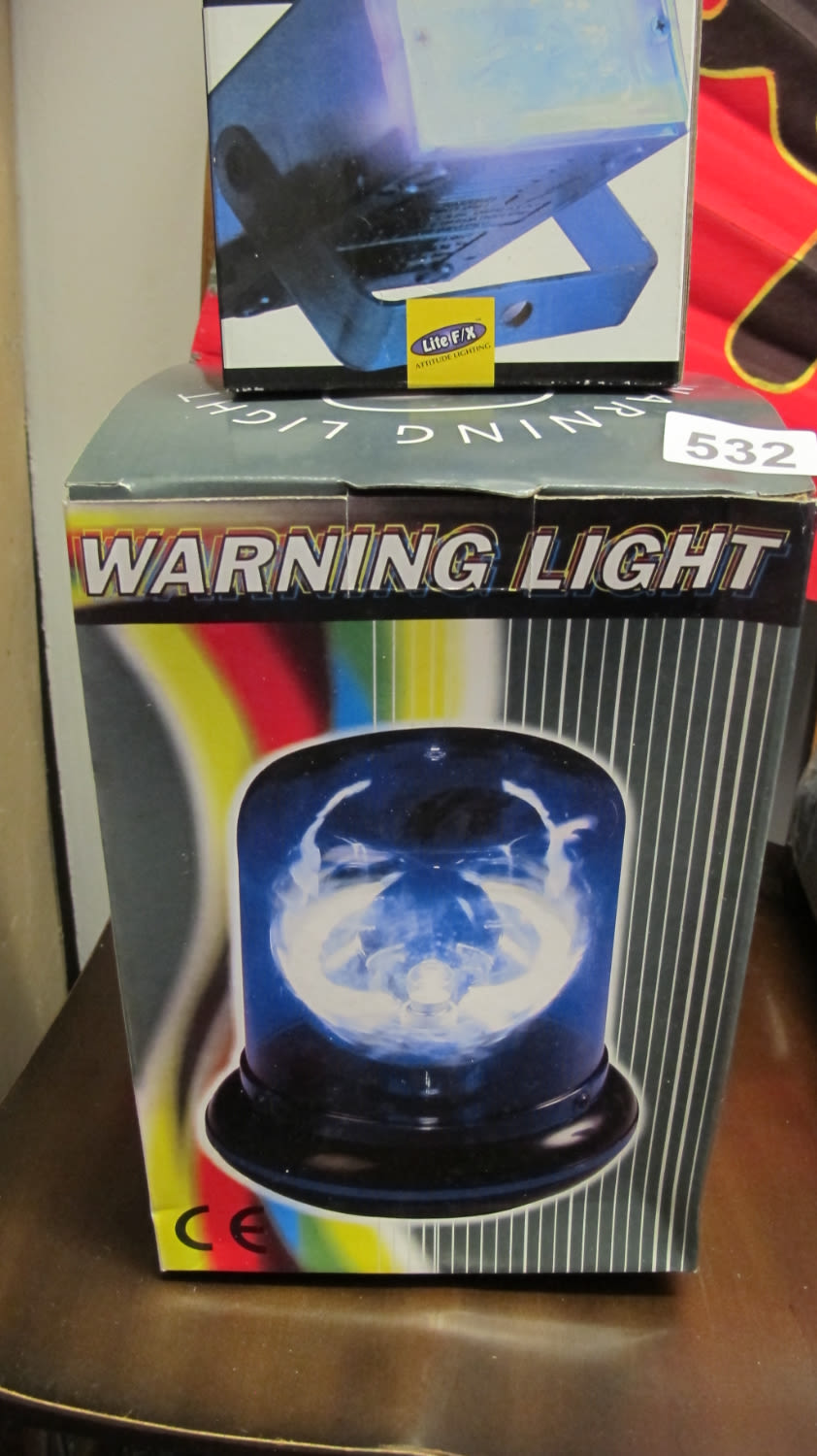 Lot 532: police WARNING LIGHT