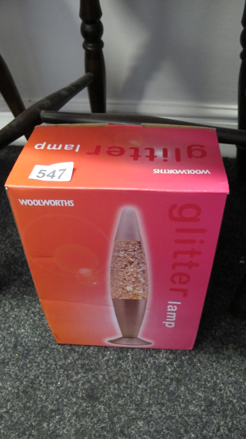 Lot 547: woolworths glitter lamp