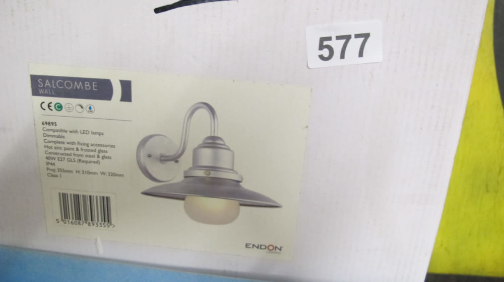 Lot 577: Salcombe wall light