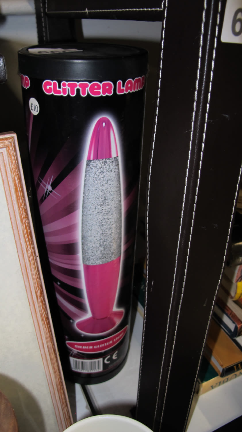 Lot 660: New glitter lamp