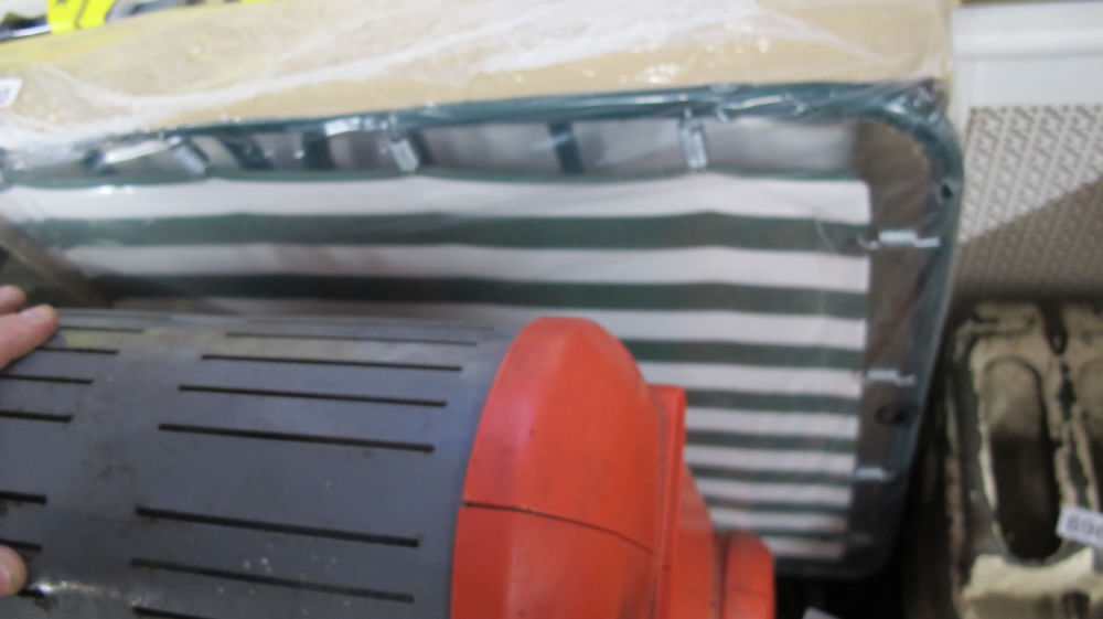 Lot 690: Brand new sun lounger
