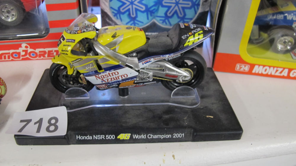 Lot 718: Honda NSR 500 model