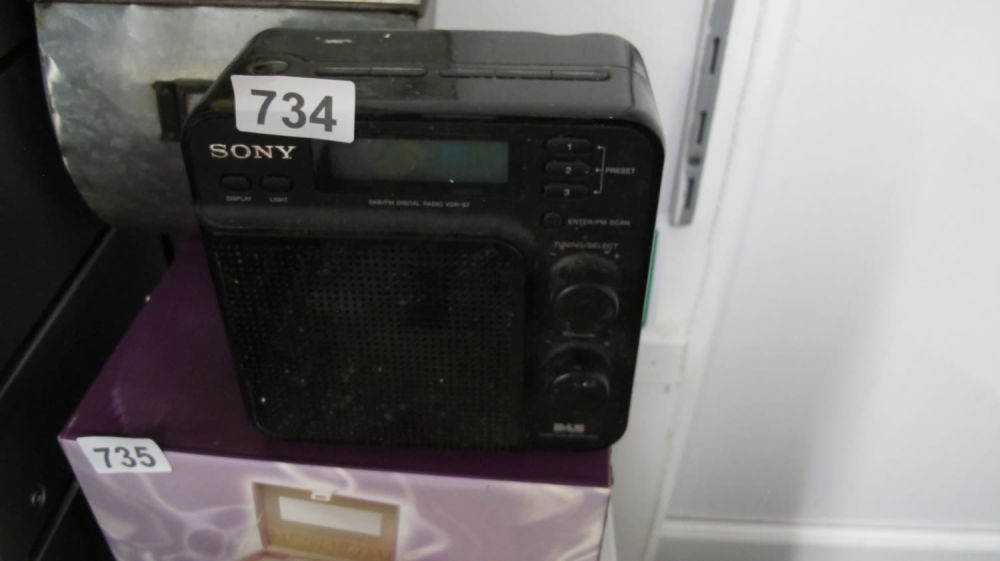 Lot 734: Sony radio