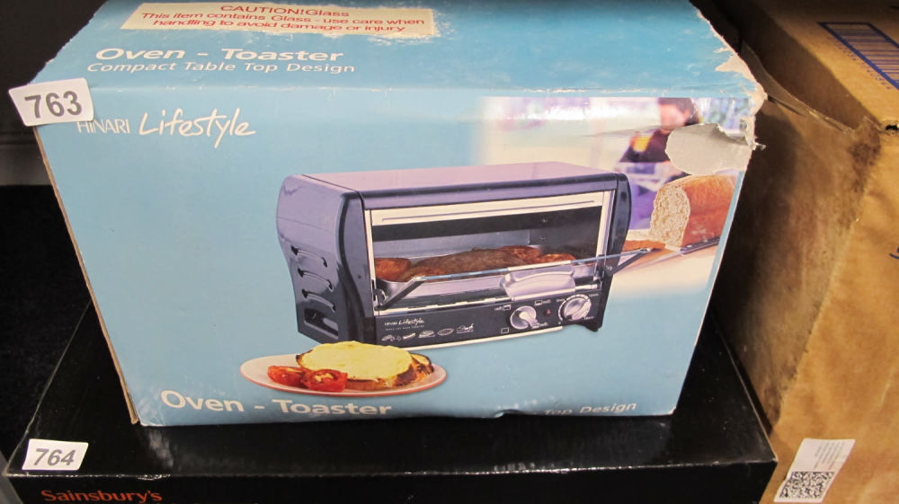 Lot 763: Hinari lifestyle toaster oven