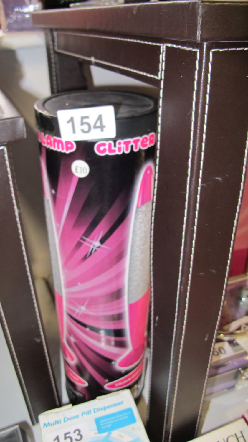 Lot 154: Brand new pink large glitter lamp